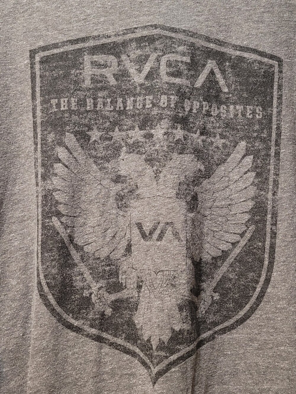 Men's RVCA Tee - Picture 4 of 4